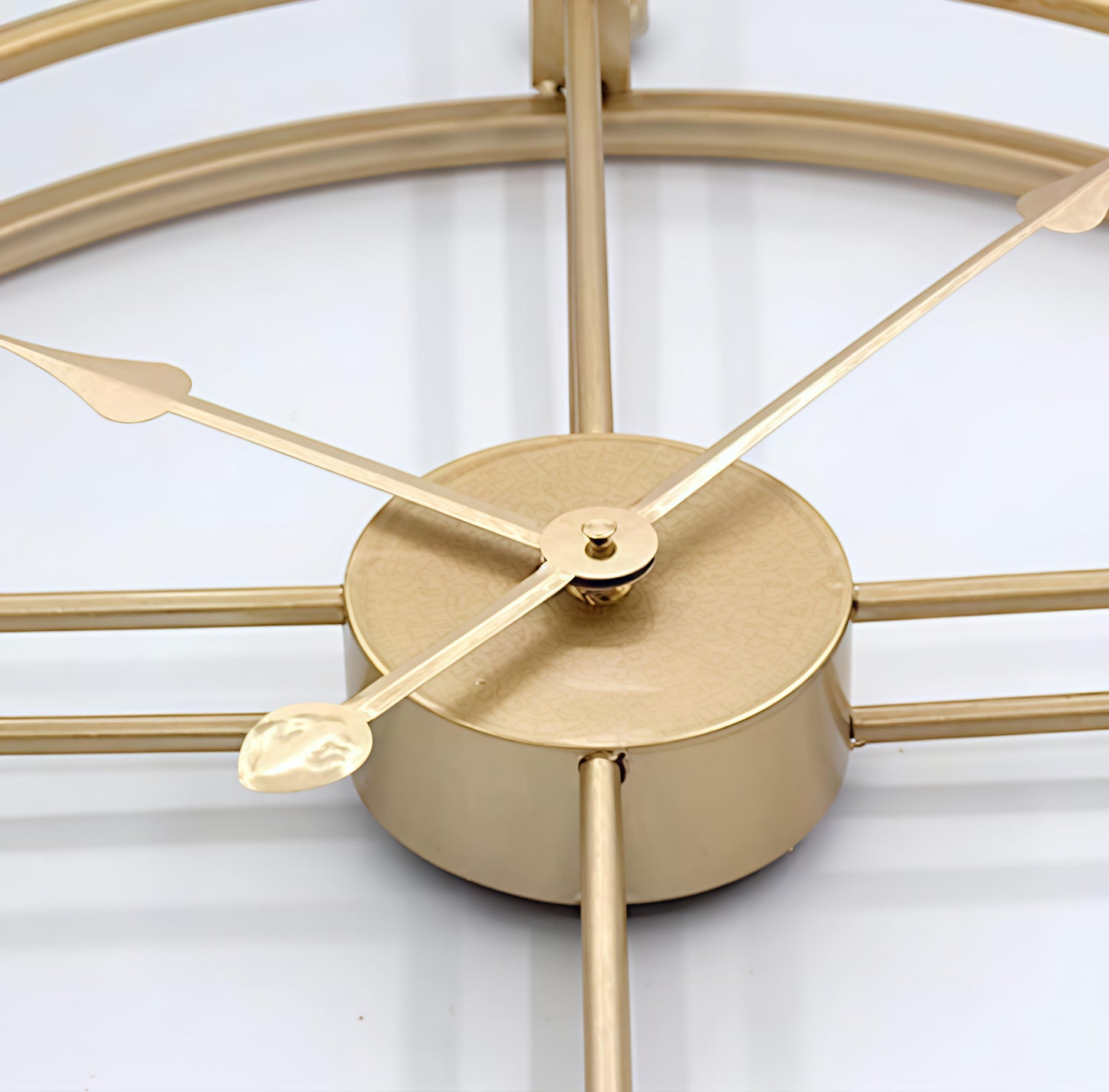 Luxury Golden Designer Wall Clock – Minimalist Iron Frame Clock for Office & Living Room (24 Inch)