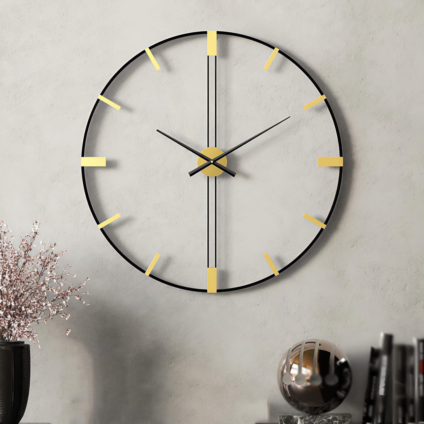 Minimalist Metal Wall Clock – Golden Accents (24 Inch)