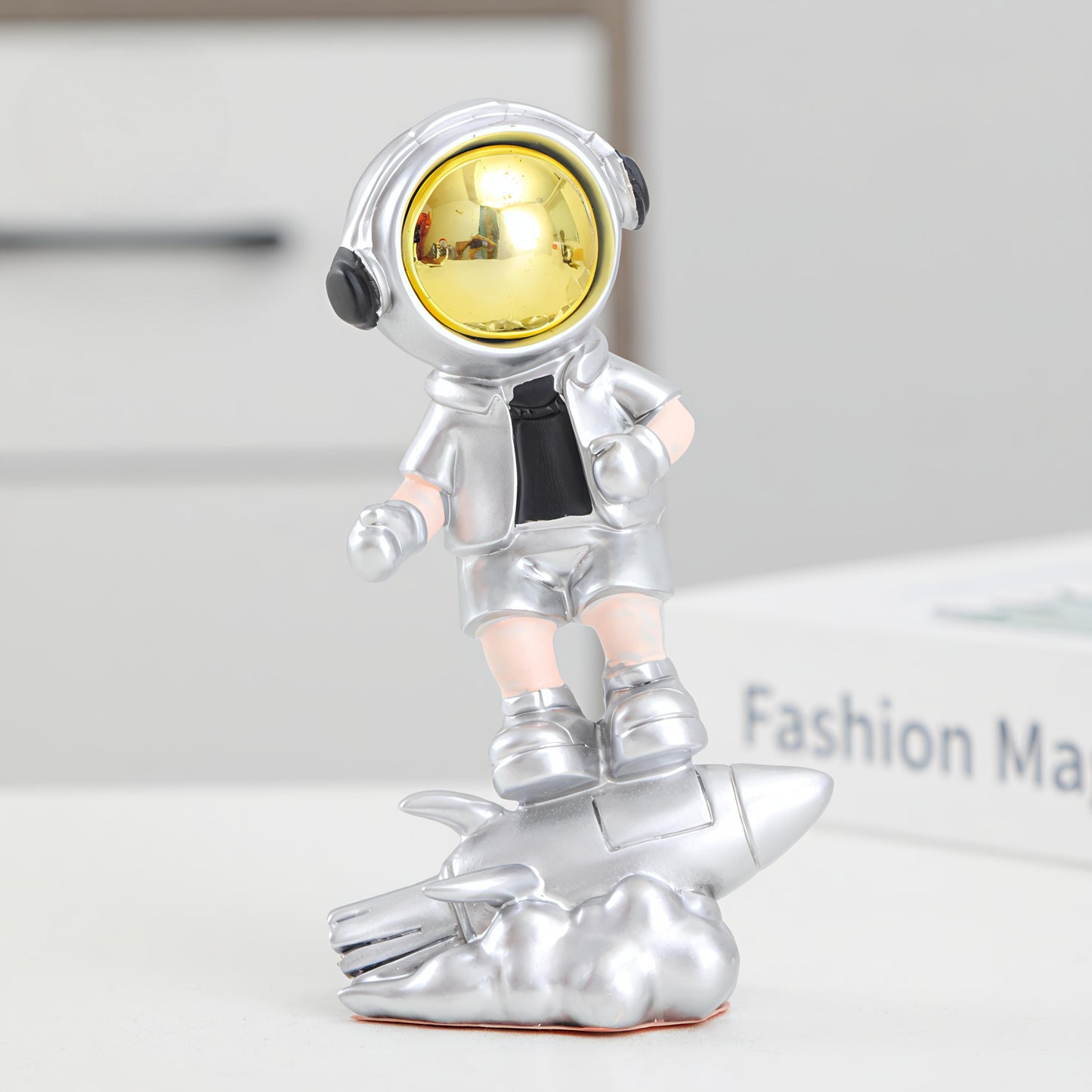 Rocket Ride Astronaut Showpiece Figure (9 x 6 x 15 CM)